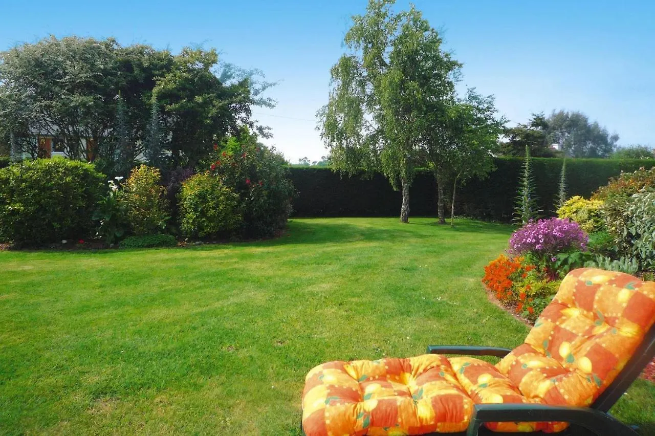 Breton Holiday Home On The Pink Granite Coast Penvenan 0*,